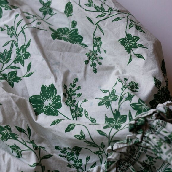 Cara Cara Green and White Midi Dress - Picture 8 of 10